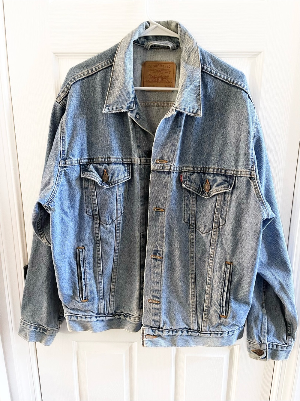 Vintage Levi Strauss & Co Men’s Light Wash Blue Denim Jacket - Classic Style